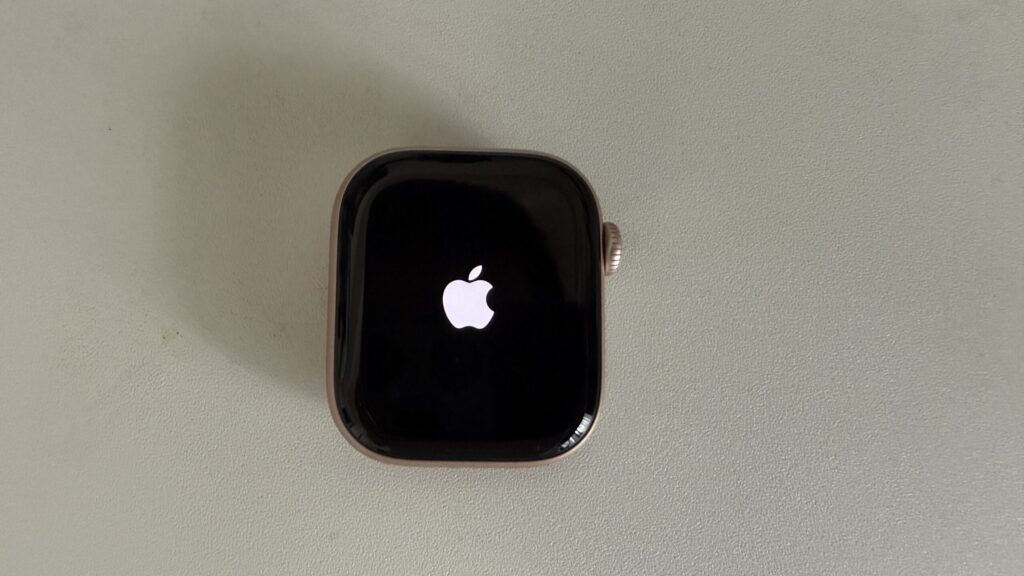 Apple Watch Series10初期起動画面